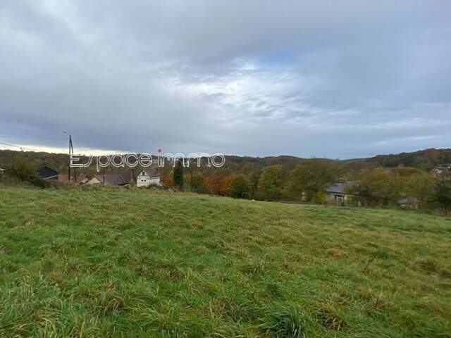 Beau terrain constructible avec belle vue dégagée - proche de la gare - viabilisé - Clères - 608m2 — photo du bien