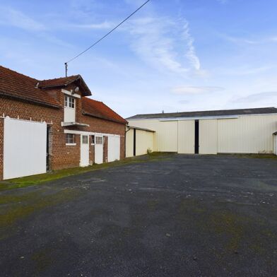 Maison 10 pièces 323000 €