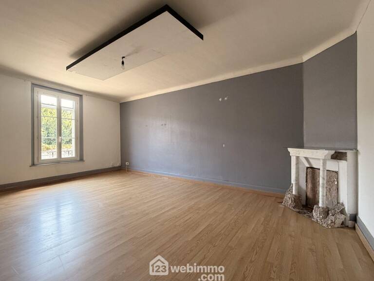 Appartement - 87m² - Crépy — photo 1