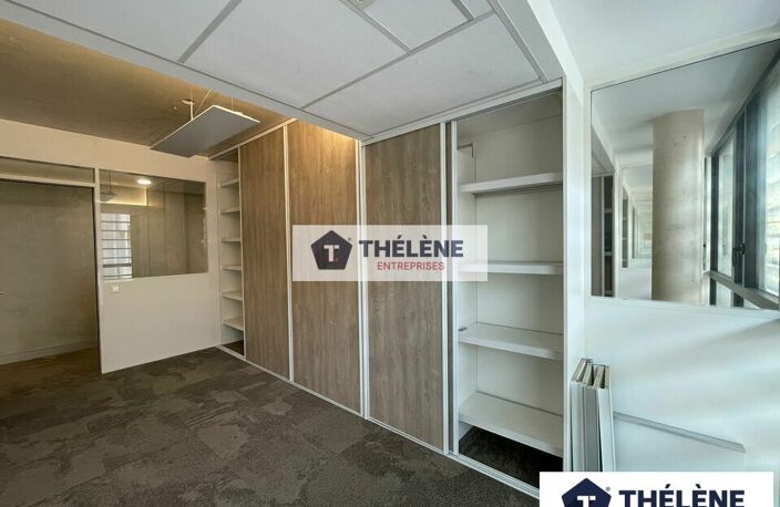 BUREAUX à VENDRE — photo 4