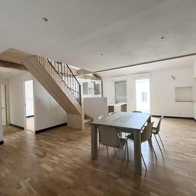 Appartement 4 pièces 349900 €