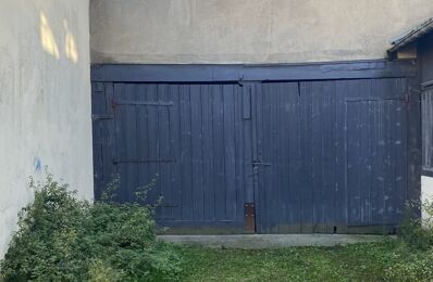 vente garage 64 000 € à proximité de Saint-Laurent-de-Brèvedent (76700)