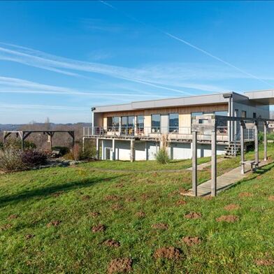 Maison 4 pièces 379800 €