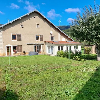 Maison 10 pièces 239000 €