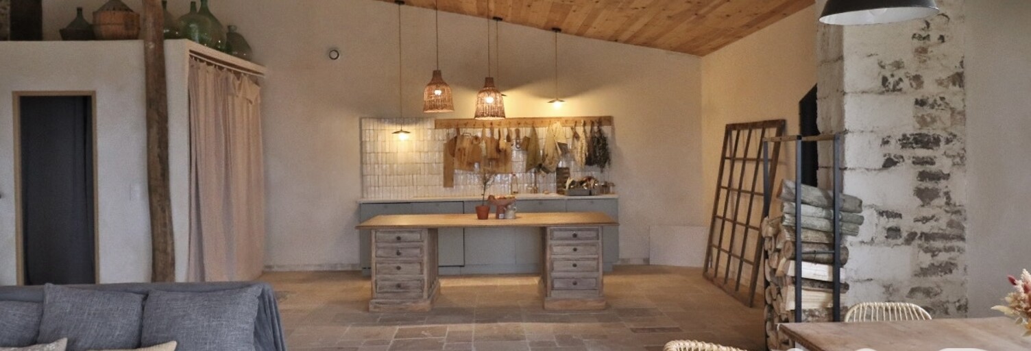 Maison 8 Pièces 198 m² à vendre à Leynes (71570)