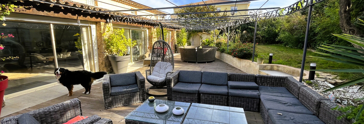 Maison 6 Pièces 205 m² à vendre à Saint-Raphaël (83700)