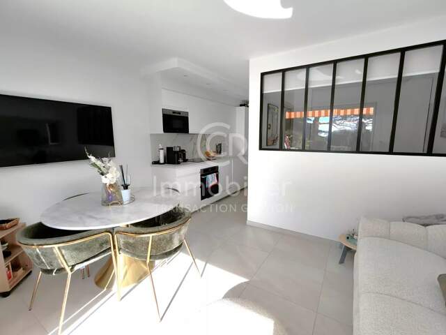 T1+ALCOVE 31.41 m² VUE MER+JARDIN PLAGES A PIED — photo du bien