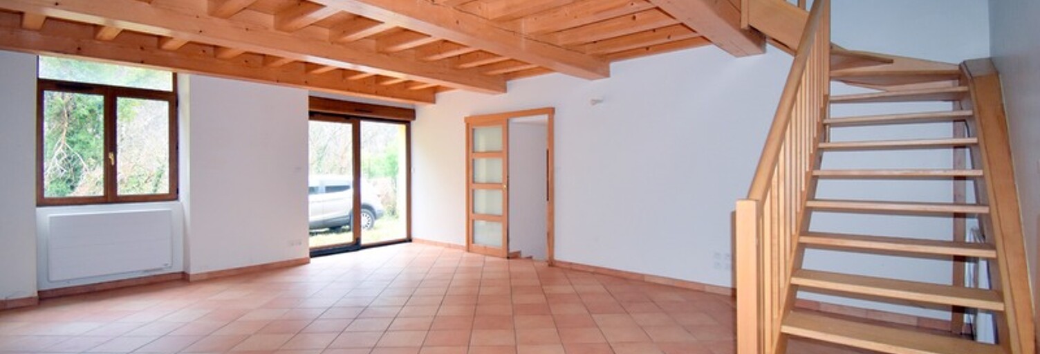 Maison 7 Pièces 130 m² à vendre à Saint-Thibaud-de-Couz (73160)