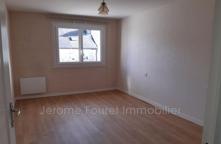 EGLETONS - BEL APPARTEMENT T4 PROCHE CENTRE VILLE — photo 4