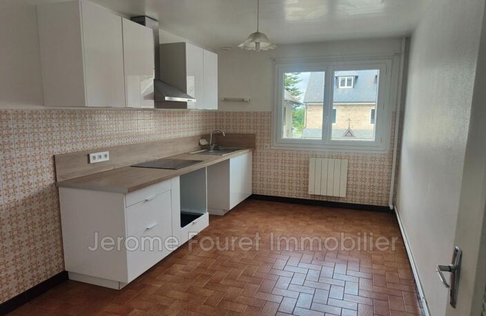 EGLETONS - BEL APPARTEMENT T4 PROCHE CENTRE VILLE — photo 5