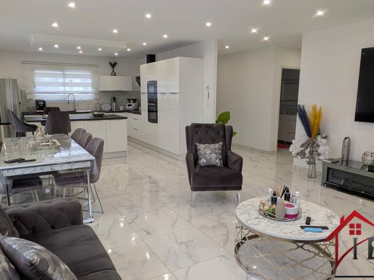 Maison individuelle, 6 Chambres, DPE A+, Piscine Pompe à Cha — photo 1