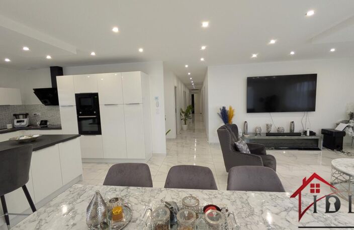 Maison individuelle, 6 Chambres, DPE A+, Piscine Pompe à Cha — photo 2
