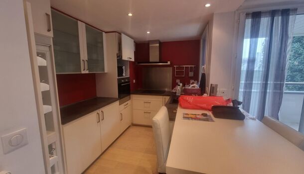 Appartement 3 pièces  à louer Rochelle (La) 17000