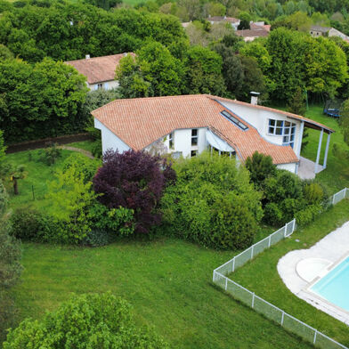 Maison 10 pièces 380000 €