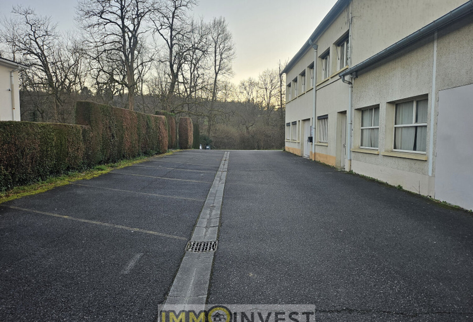 Locaux/Biens immobiliers — photo 1