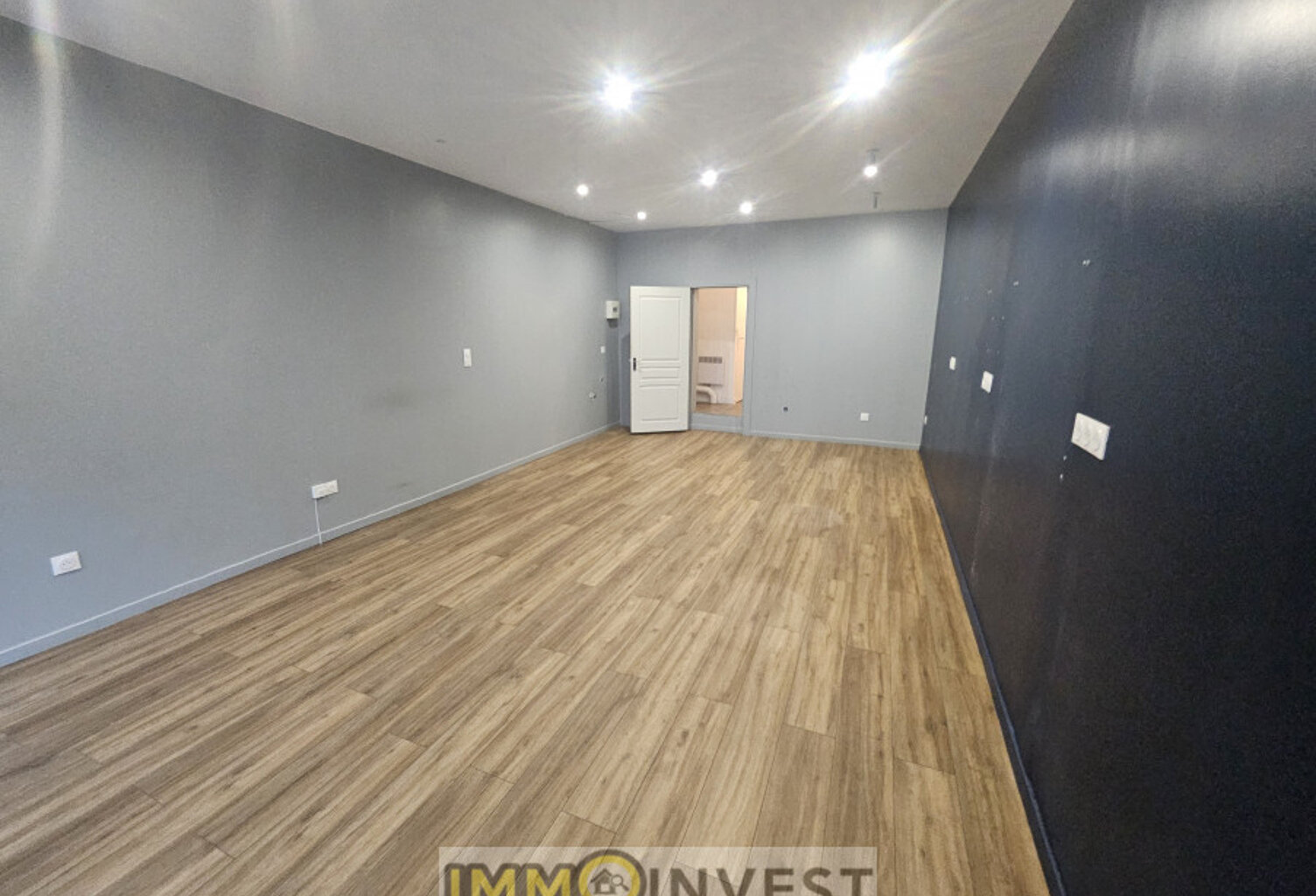 Locaux/Biens immobiliers — photo 1