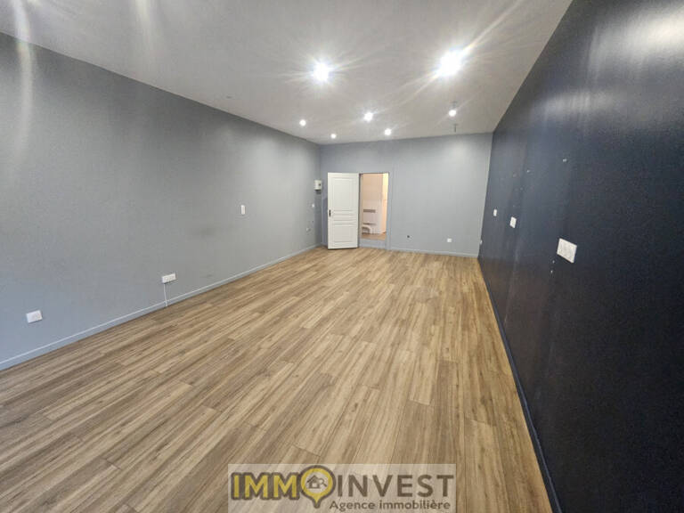Locaux/Biens immobiliers — photo 1