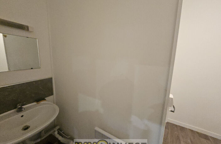 Locaux/Biens immobiliers — photo 4