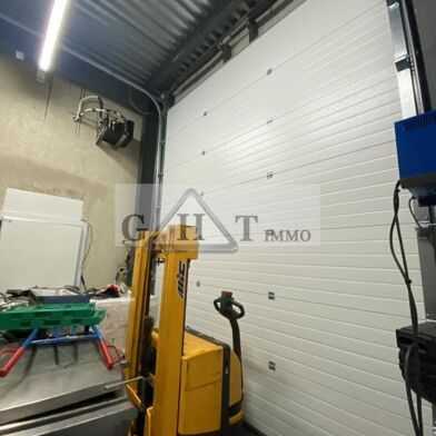 Local industriel  1600000 €