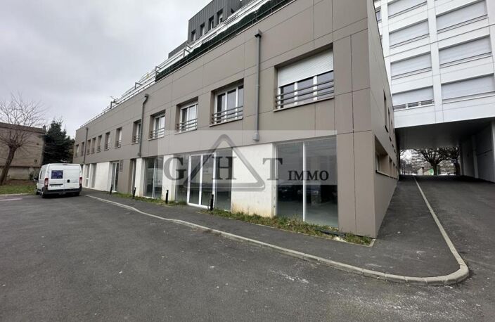 Local commercial Neuf 346 M² — photo 2