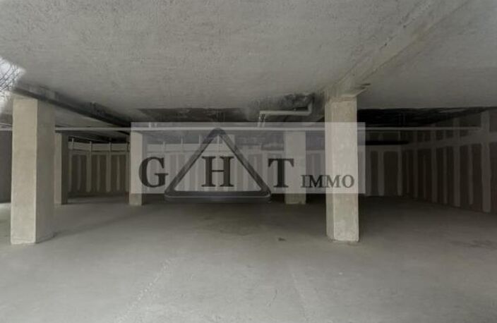 Local commercial Neuf 346 M² — photo 3
