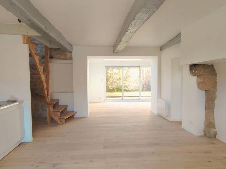 À vendre : Charmante maison en pierre entièrement rénovée – 81,77 m² – Batz-sur-Mer — photo 1