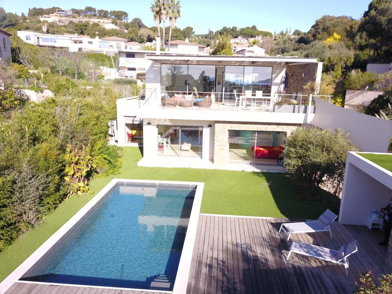 Villa / Maison  T9 à vendre Carqueiranne 83320