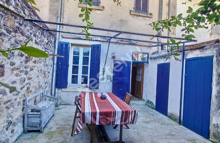 La Seyne Sur Mer Maison de village de 104 m² du 19éme siécle ... — photo 4