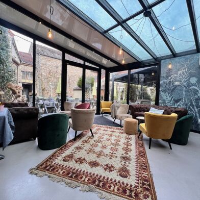 Commerce  325000 €