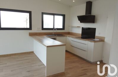 vente maison 278 500 € à proximité de Saint-Étienne-du-Bois (85670)