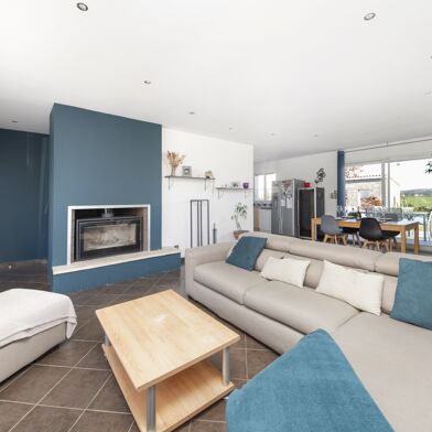 Maison 5 pièces 370000 €