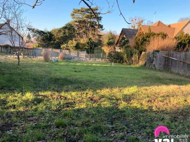 Terrain 300 m² à Oncy-sur-École — photo du bien