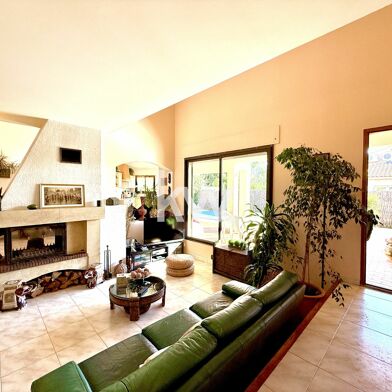 Maison 5 pièces 499000 €