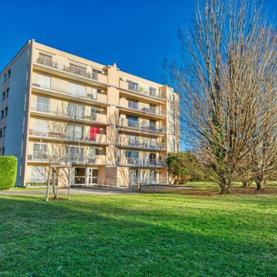 Appartement 4 pièces 371000 €