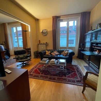 Appartement 5 pièces 307500 €