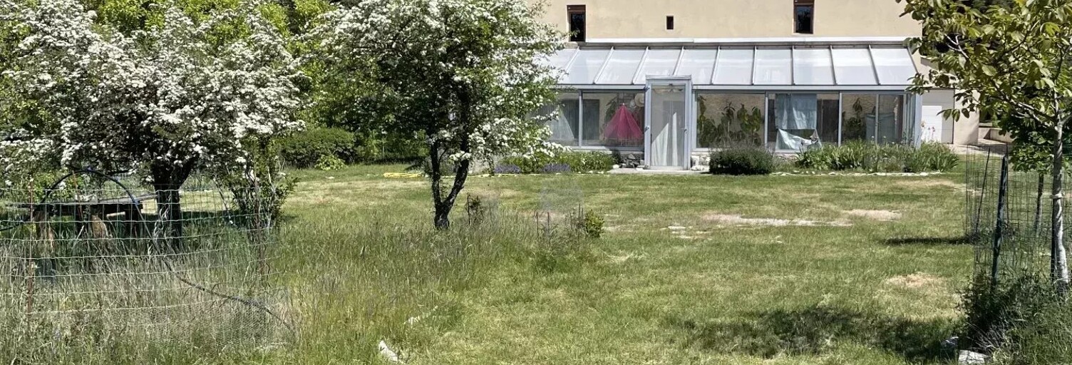 Maison 8 Pièces 148 m² à vendre à Les Omergues (04200)