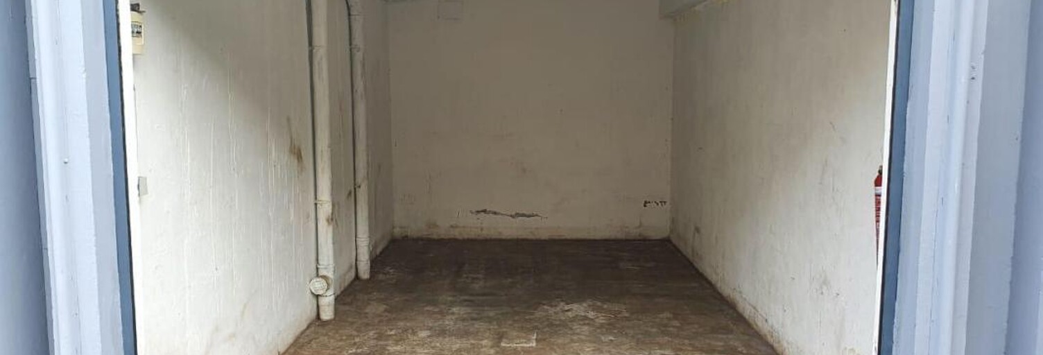 Local industriel  20 m² à louer à Saint-Denis (97490)