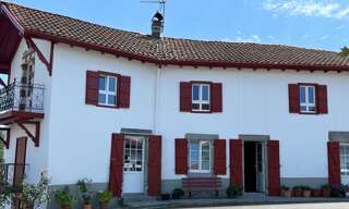 Immeuble  236 m² à vendre à Iholdy (64640)