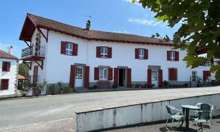 Immeuble  236 m² à vendre à Iholdy (64640)