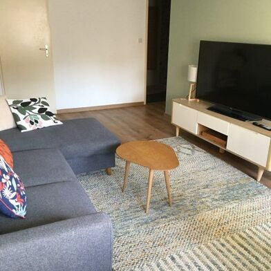 Appartement 2 pièces 810 €