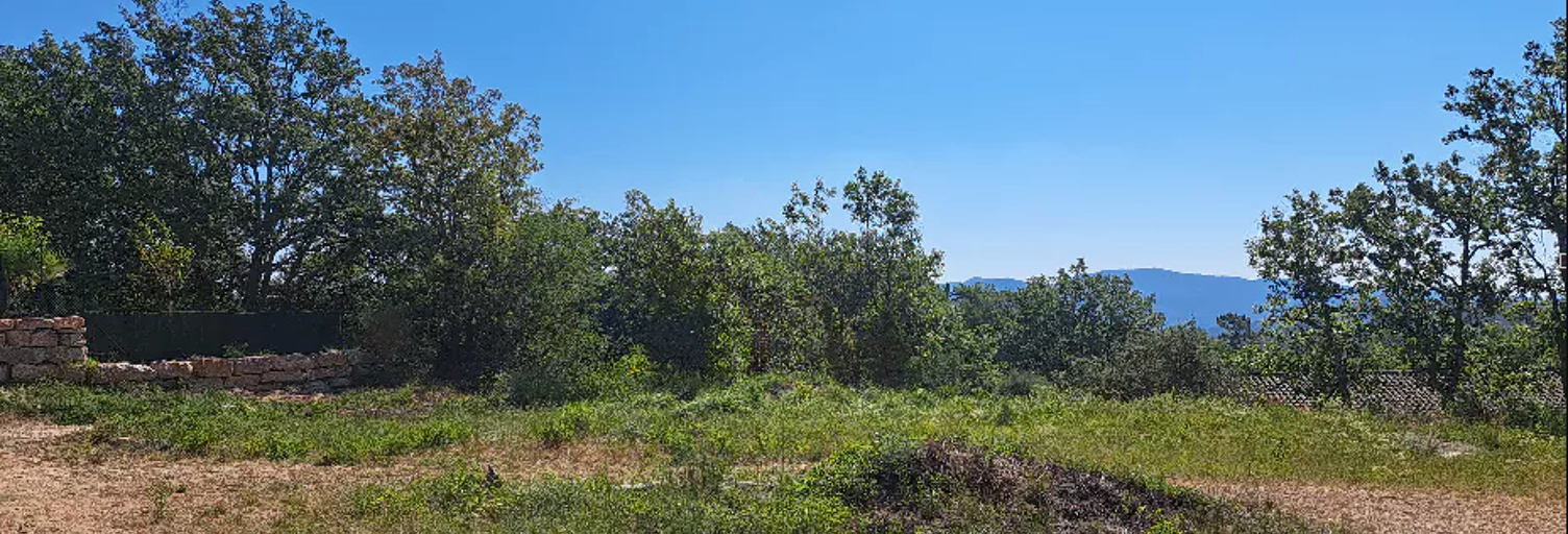 Terrain 1110 m² à construire Bagnols-en-Forêt (83600)