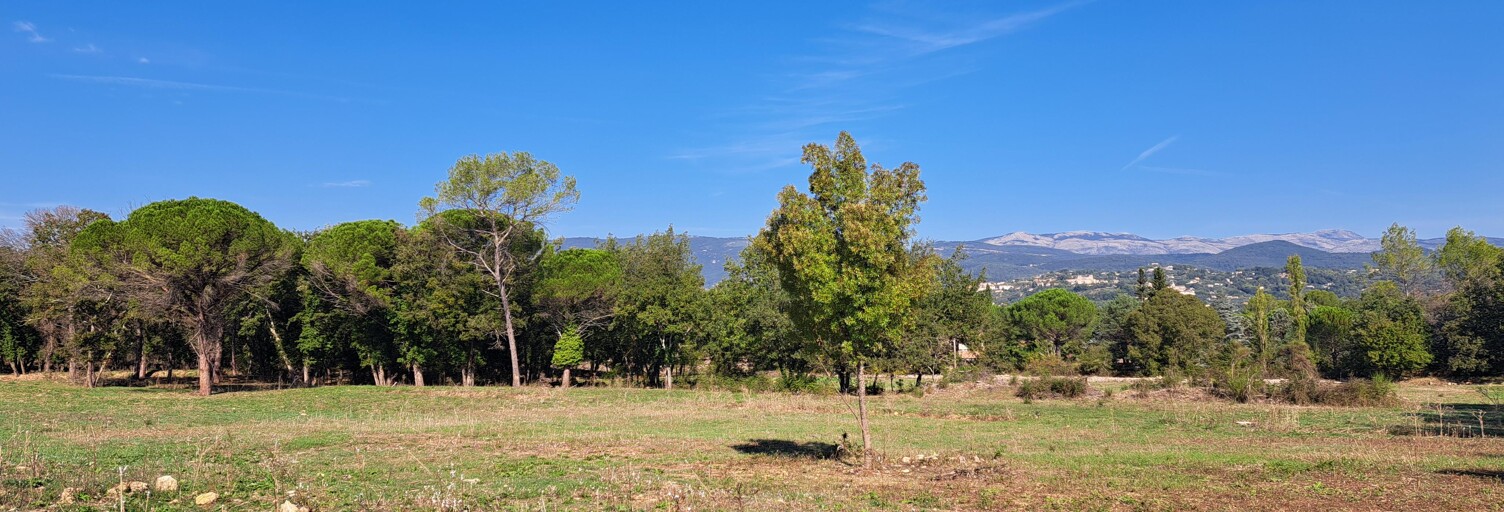 Terrain 1506 m² à construire Tourrettes (83440)