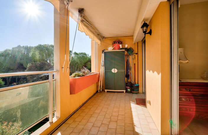 Cagnes Val Fleuri, 3P Traversant de 80 m2 avec deux terrasse — photo 4