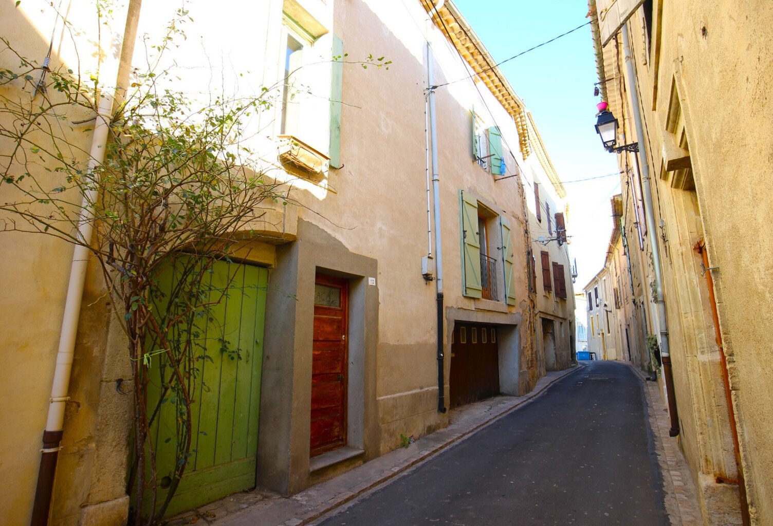 Maison Familiale avec cour jardin au Cur Historique de Murviel-lès-Béziers   — photo 1