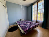 PROCHE GARE ET COMMERCES, COMBLES AMENAGEABLES, 3 CHAMBRES, — photo 4