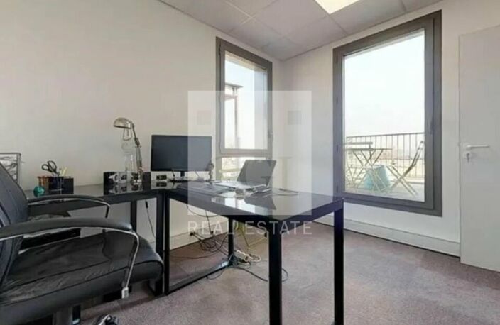 BUREAUX à LOUER — photo 3