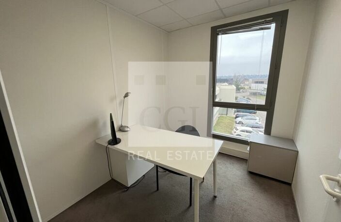 BUREAUX à LOUER — photo 4