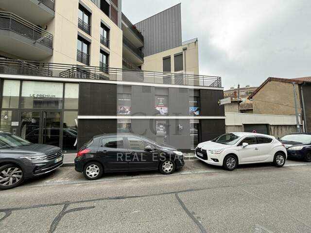 BUREAUX à LOUER — photo du bien
