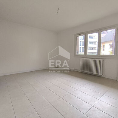 Appartement 3 pièces 313000 €