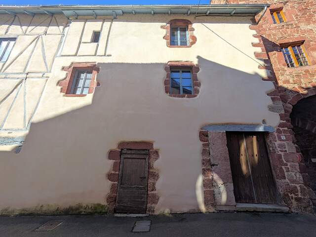 Maison à rénover — photo du bien